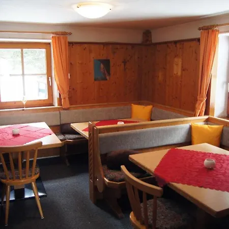 Trenkwalder Ferienhaus St. Leonhard im Pitztal